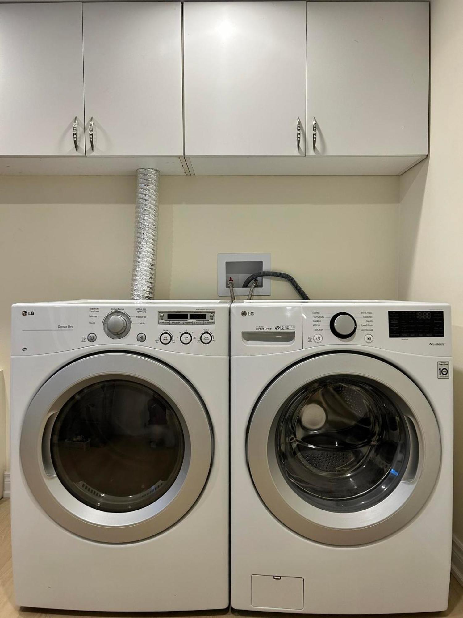 Brand New Lower Home With Exclusive Bathroom Toronto Kültér fotó