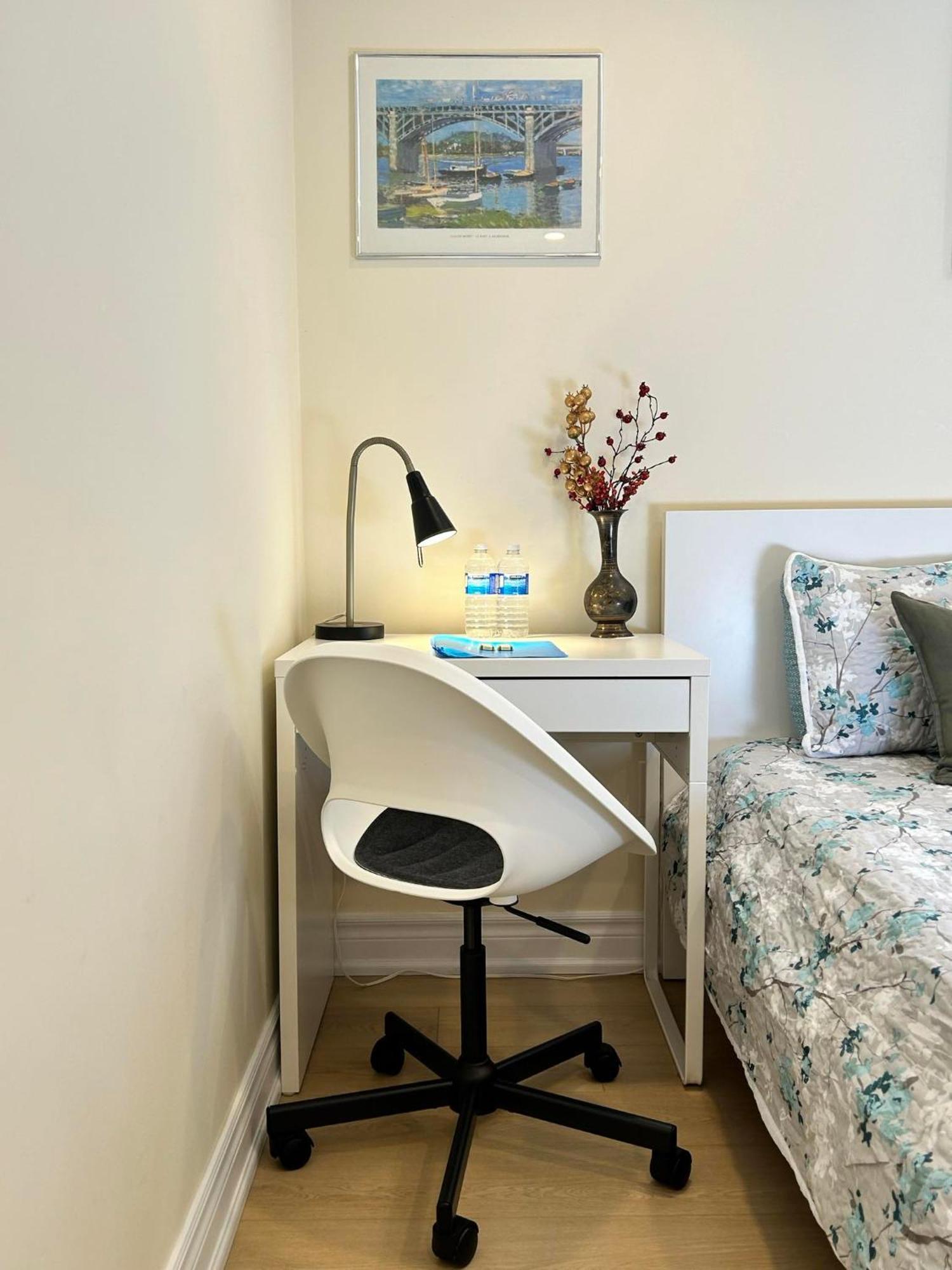 Brand New Lower Home With Exclusive Bathroom Toronto Kültér fotó